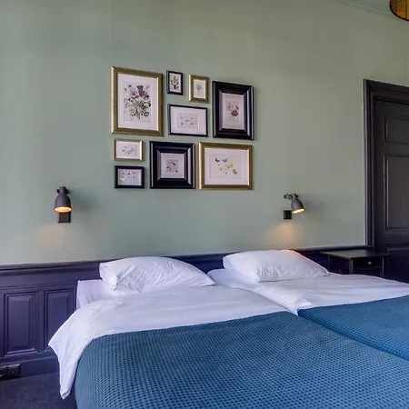 Seventyfive Hotel 2*