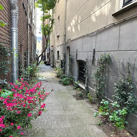 Seventyfive Hotel 2*