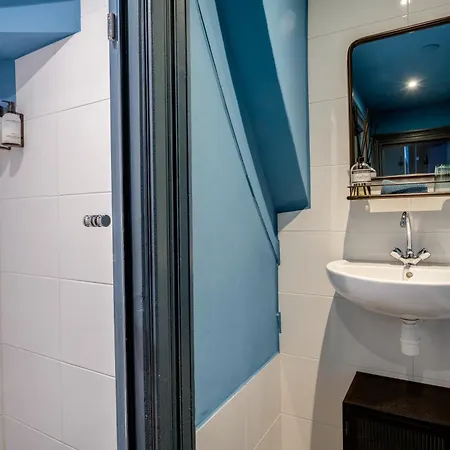 Seventyfive 암스테르담