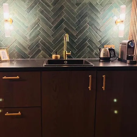 Seventyfive 호텔 2*