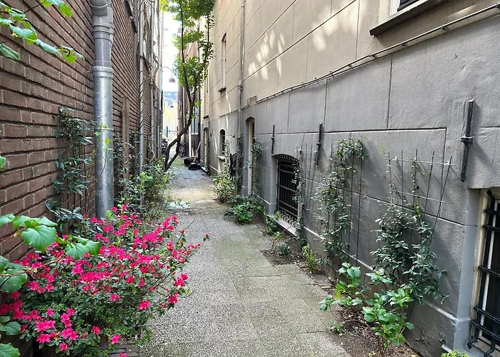 Seventyfive ホテル 2*