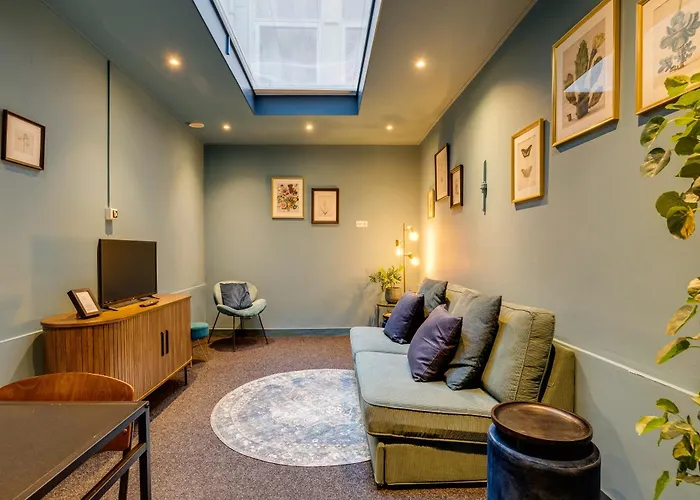 ホテル Seventyfive 2*